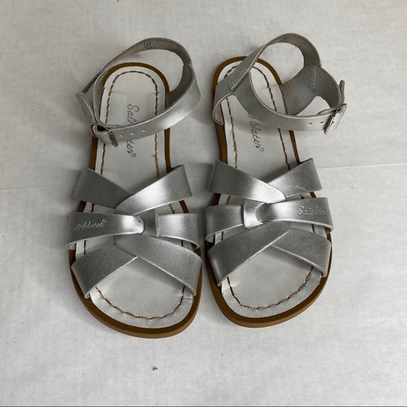 salt water sandals silver
